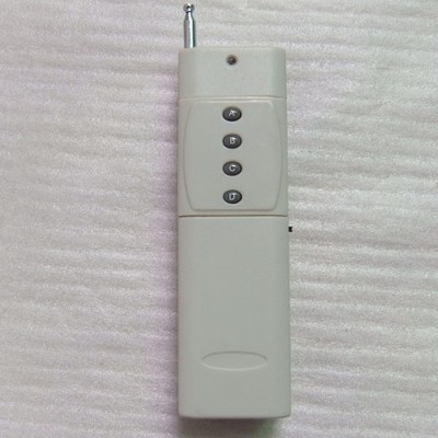 探秘3000米無線發射器與四鍵遙控器 大功率遙控器的技術演進與市場格局